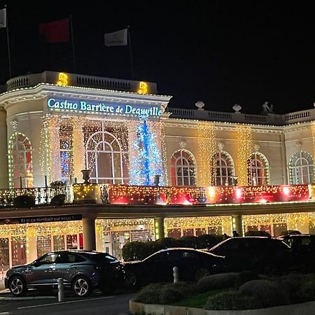 Le Deauvillais Довиль Экстерьер фото